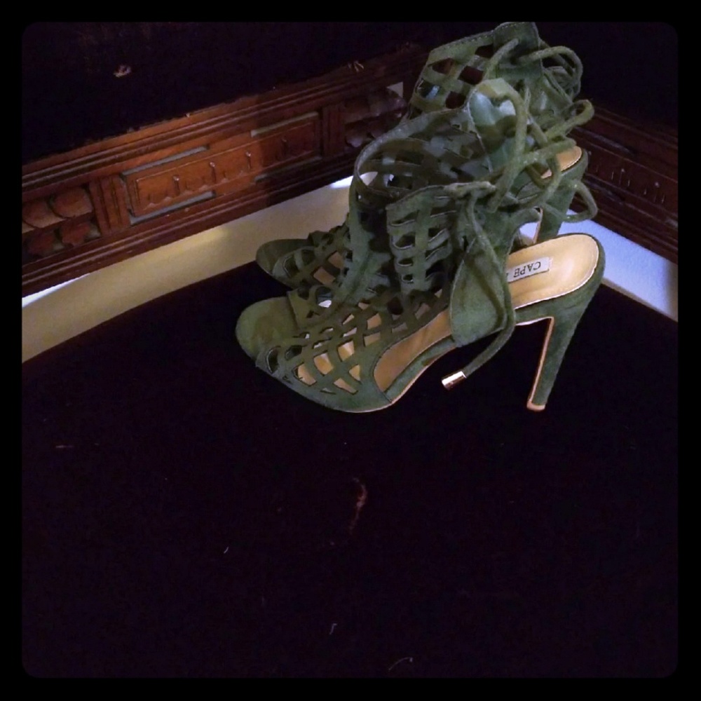 Army green lace up heels
